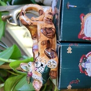 Heather Goldminc Holiday cat tea lite holder